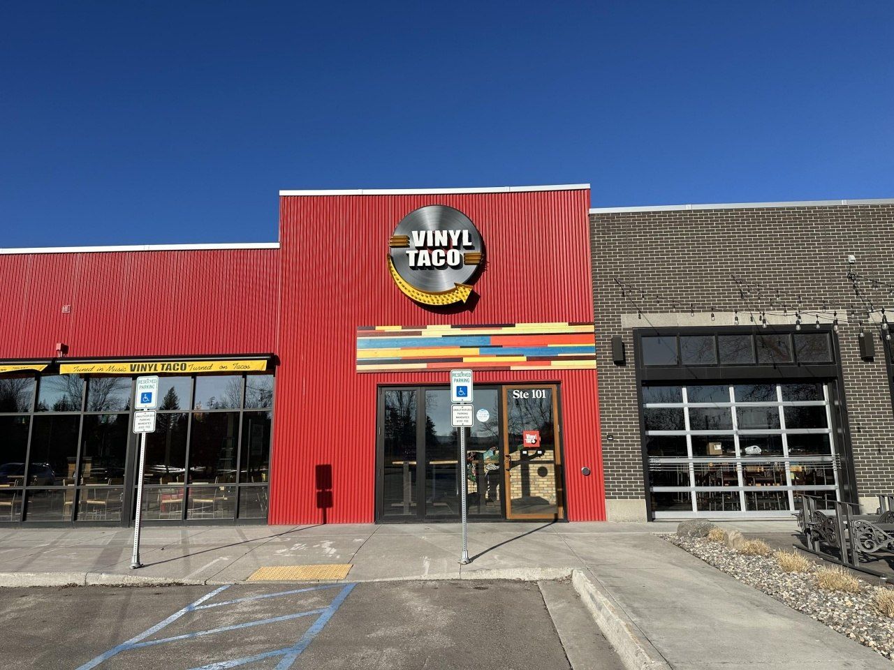 1970 S Columbia, Grand Forks, ND 58201