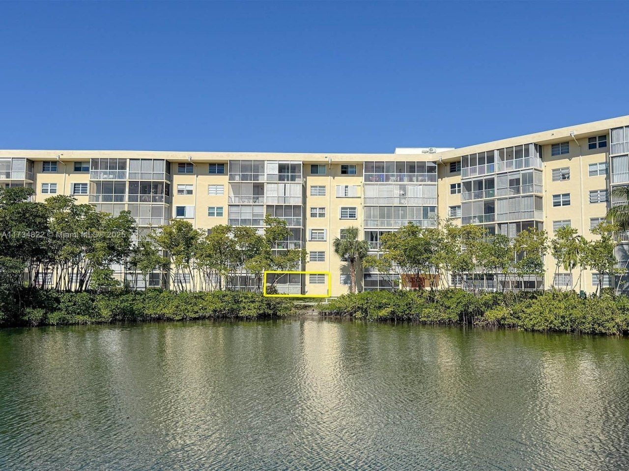 2930 Point East Dr, Unit E109, Aventura, FL 33160 Photo