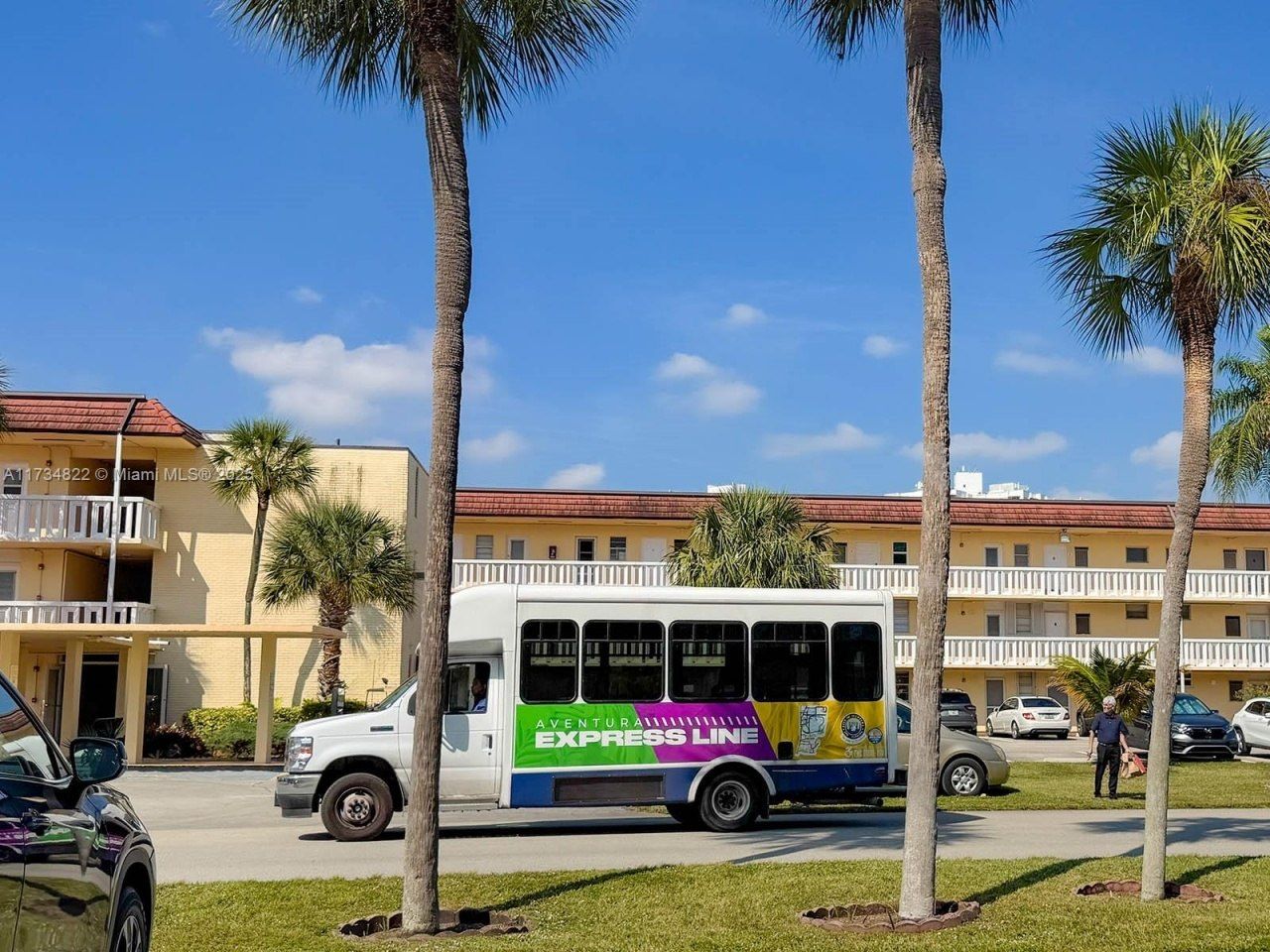 2930 Point East Dr, Unit E109, Aventura, FL 33160 Photo