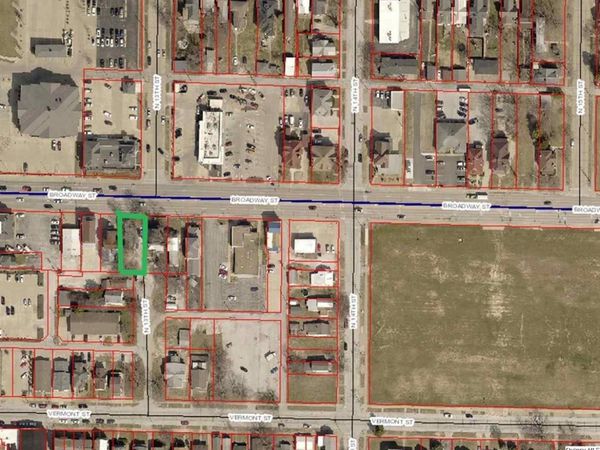 1230 Broadway, Quincy, IL 62301