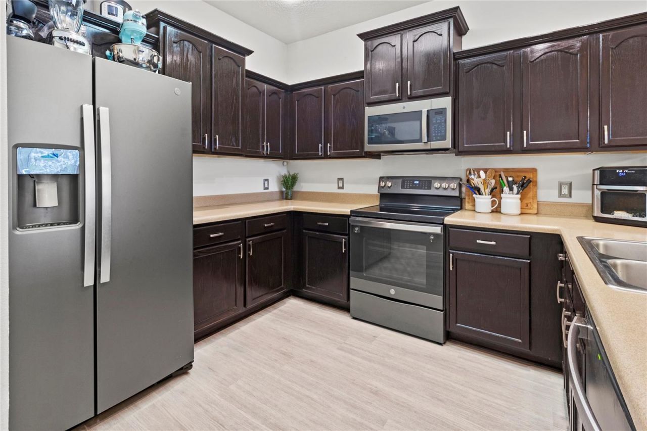 5715 Spanish Point Court, Palmetto, FL 34221 Photo