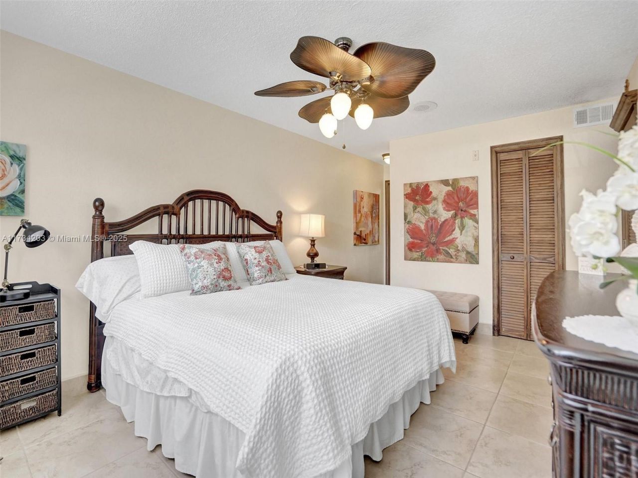 2600 Diana Dr, Unit 105, Hallandale Beach, FL 33009 Photo