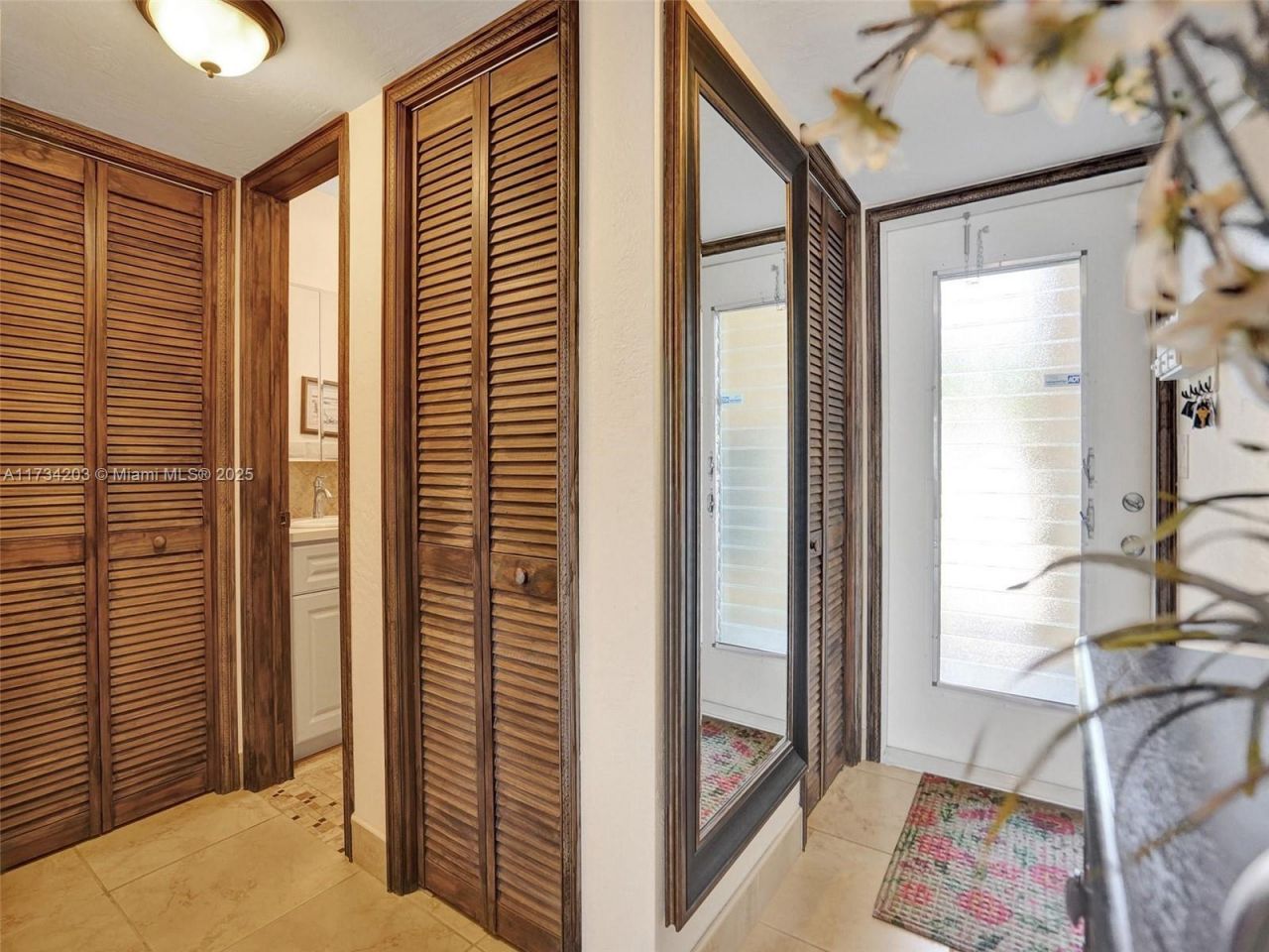 2600 Diana Dr, Unit 105, Hallandale Beach, FL 33009 Photo