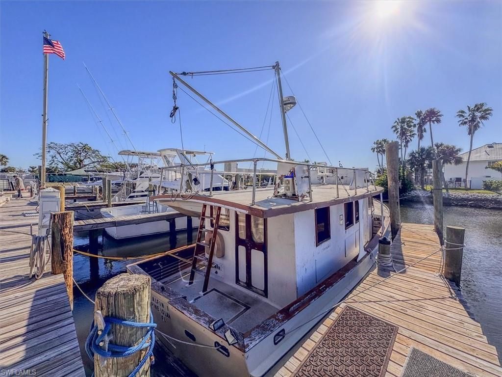 17671 + 17681 San Carlos Blvd, Fort Myers Beach, FL 33931 Photo