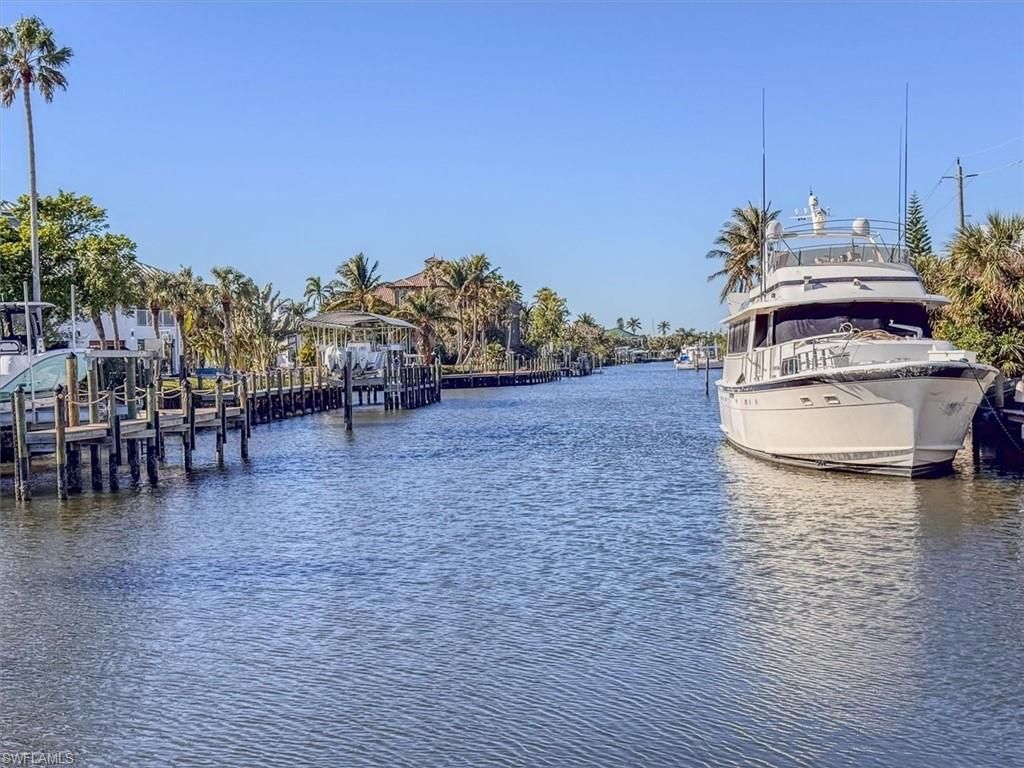 17671 + 17681 San Carlos Blvd, Fort Myers Beach, FL 33931 Photo