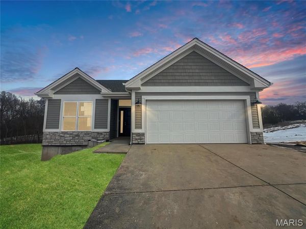 89 Fiddler's Close, Washington, MO 63090