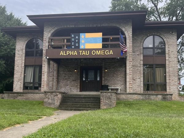 1429 5th Avenue, Huntington, WV 25701