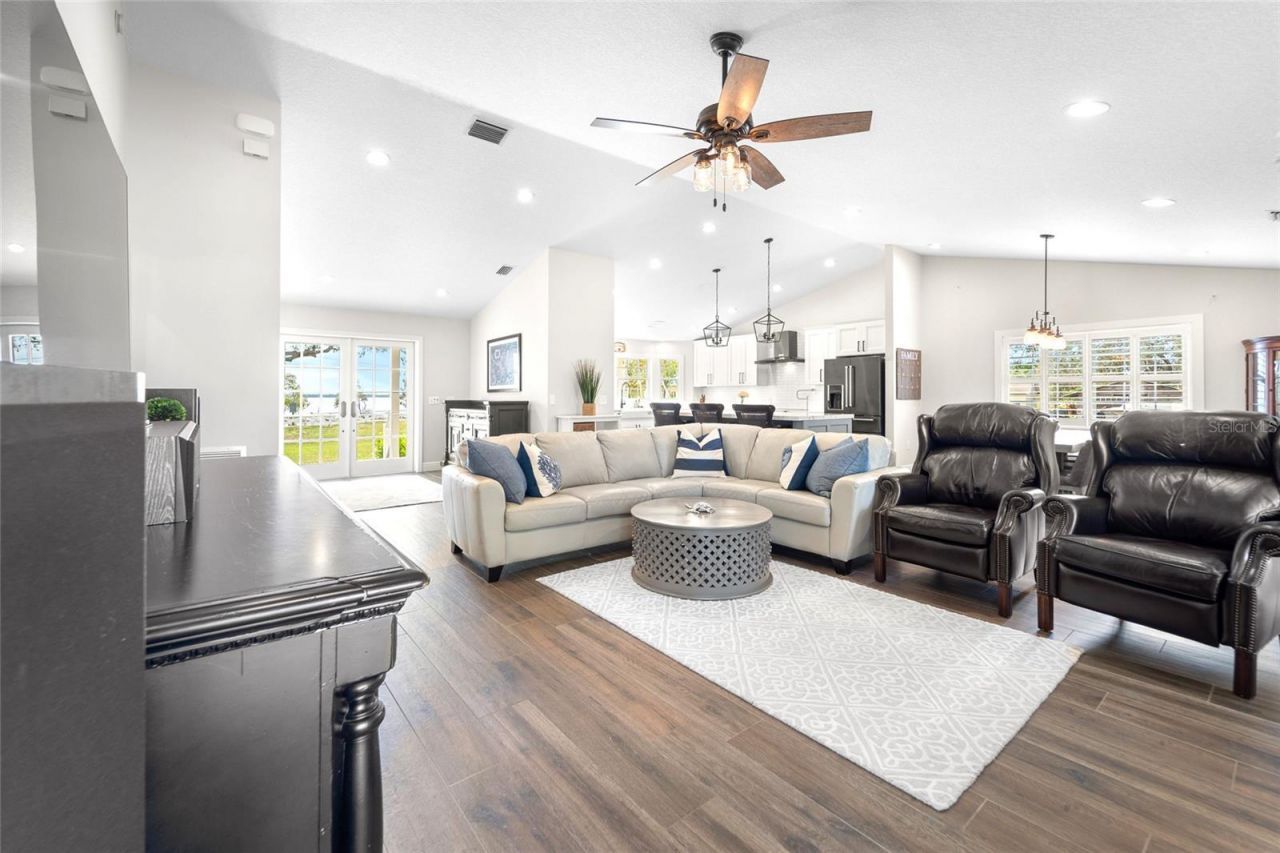 724 Bayshore Drive, Terra Ceia, FL 34250 Photo