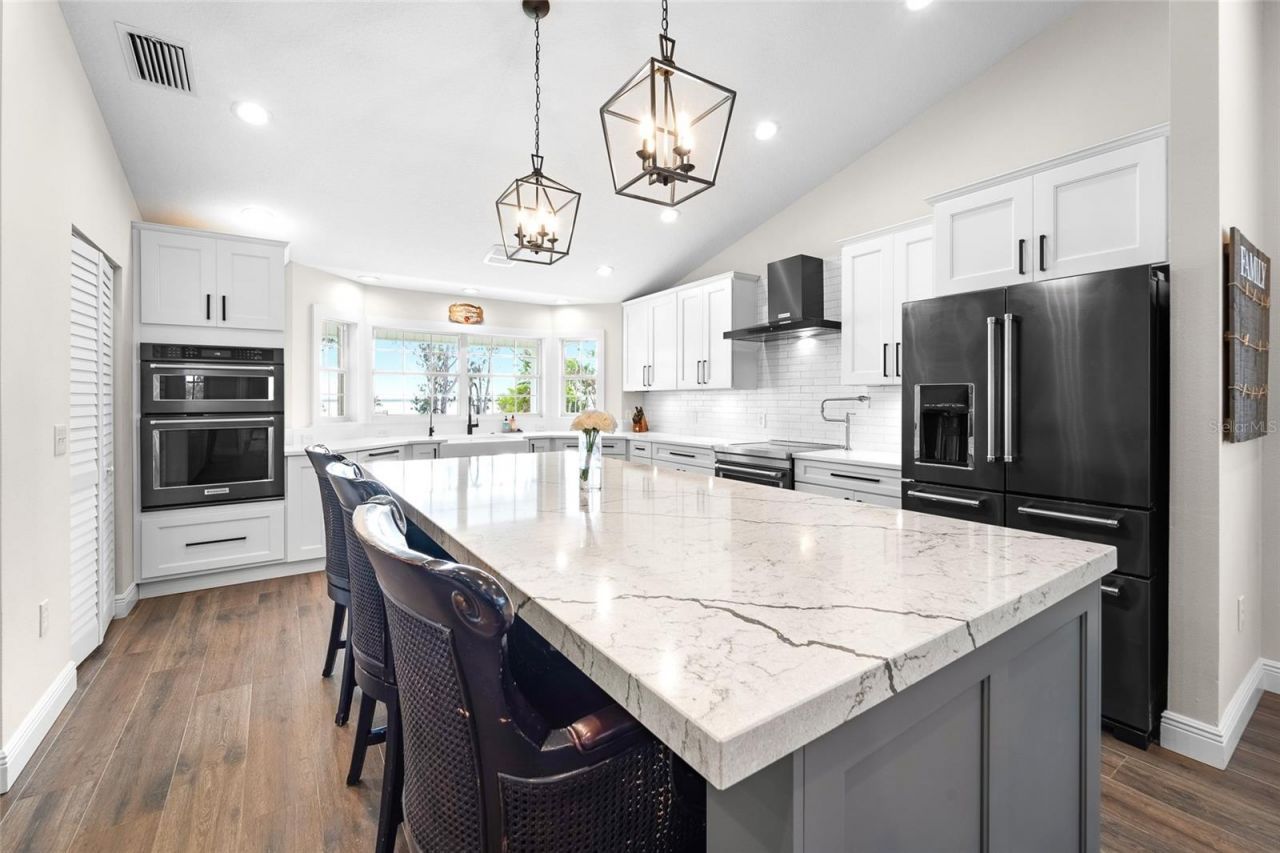 724 Bayshore Drive, Terra Ceia, FL 34250 Photo