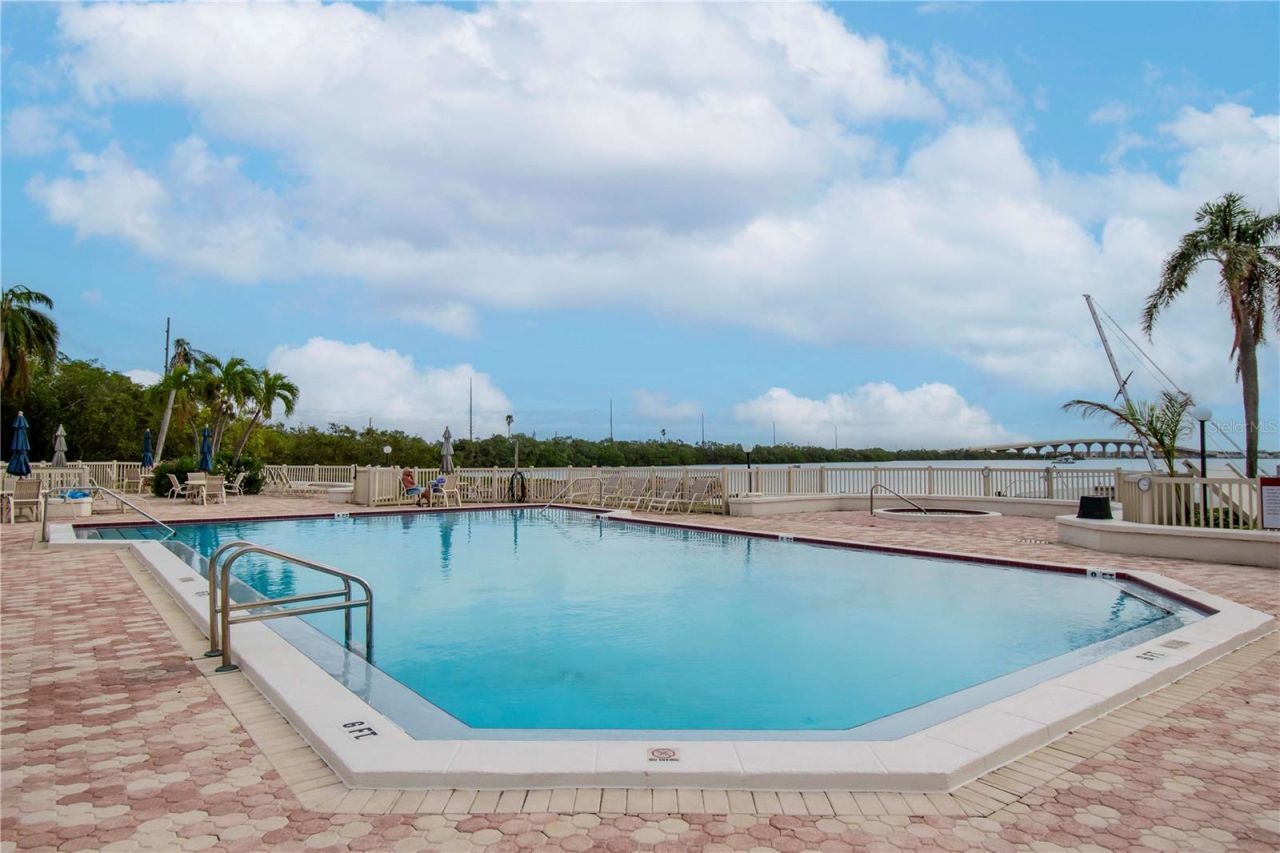 6361 Bahia Del Mar Boulevard, Unit 605, Saint Petersburg, FL 33715 Photo