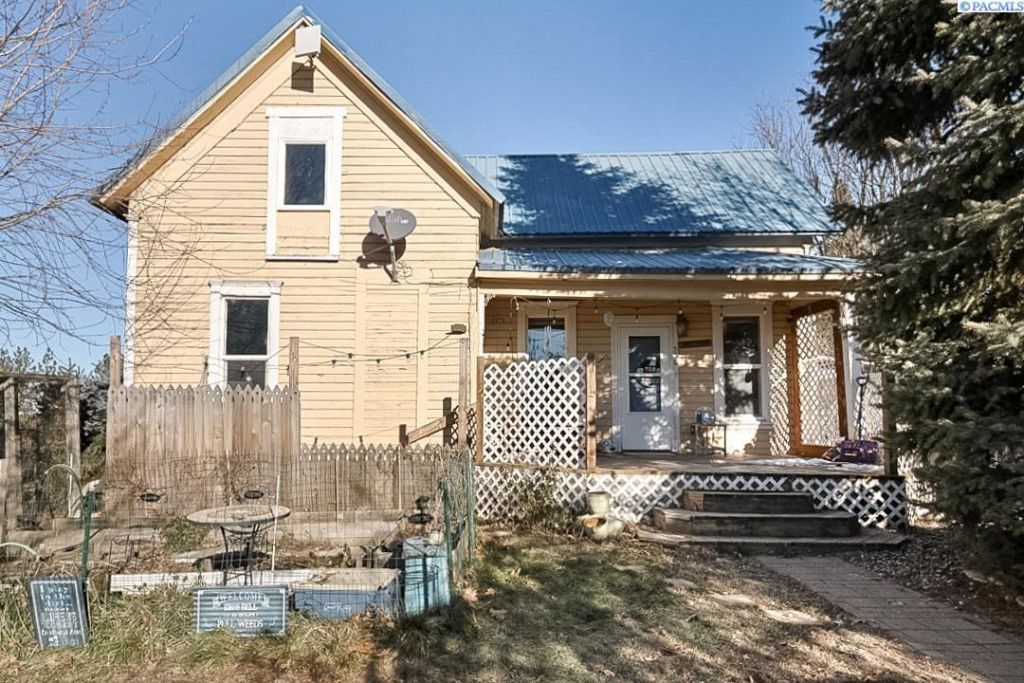 330 W Mohr St, Palouse, WA 99161 Main Photo