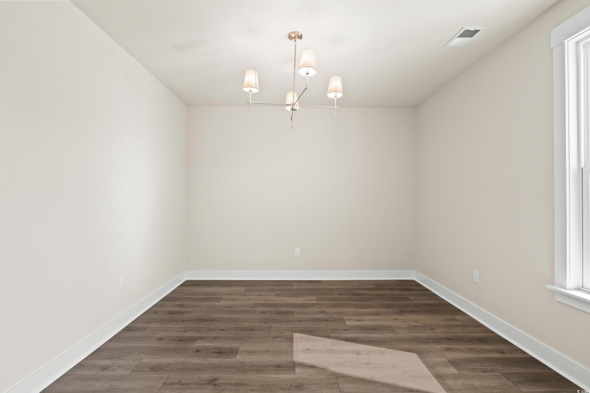 217 Wahee Pl. Photo 9