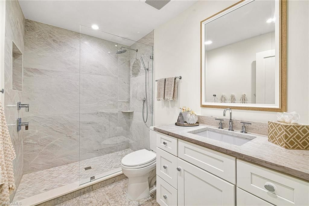 643 Bridgeway Ln, Naples, FL 34108 Photo