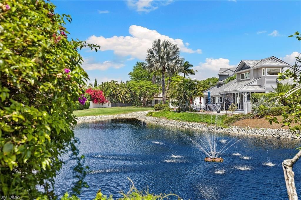 643 Bridgeway Ln, Naples, FL 34108 Photo