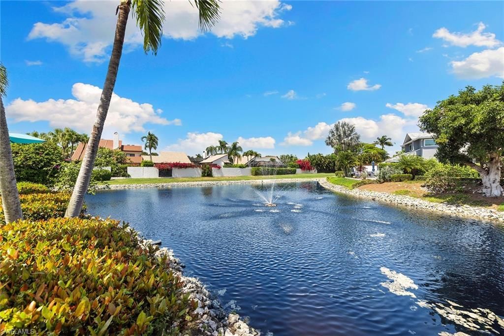 643 Bridgeway Ln, Naples, FL 34108 Photo