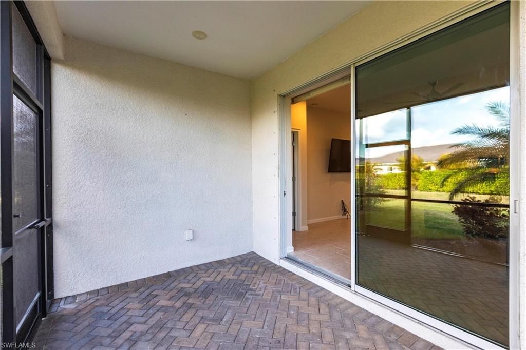 10267 Bonavie Cove Dr, Fort Myers, FL 33966 Photo