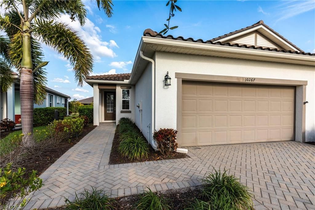 10267 Bonavie Cove Dr, Fort Myers, FL 33966 Photo