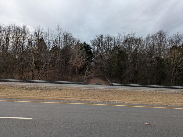 711 Highway 92, Dandridge, TN 37725