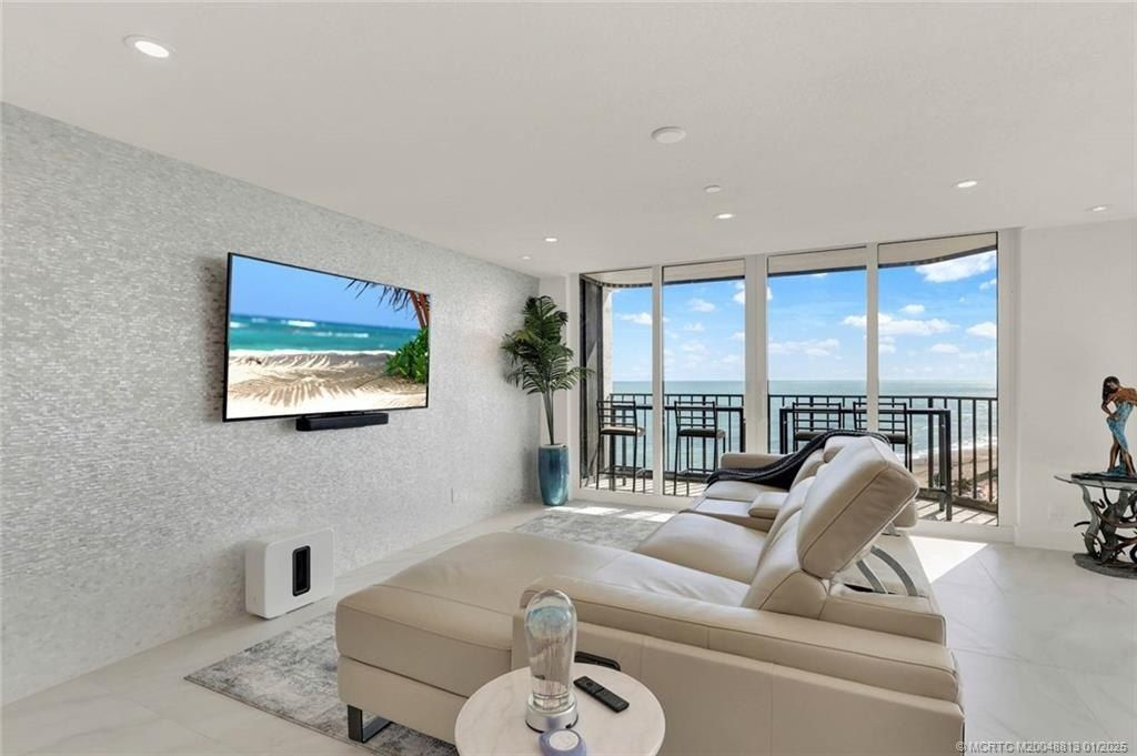 9650 S Ocean Drive, Unit 1610, Jensen Beach, FL 34957 Photo