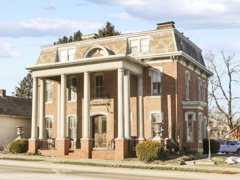 355 E Main Street, Lancaster, OH 43130 Photo 3