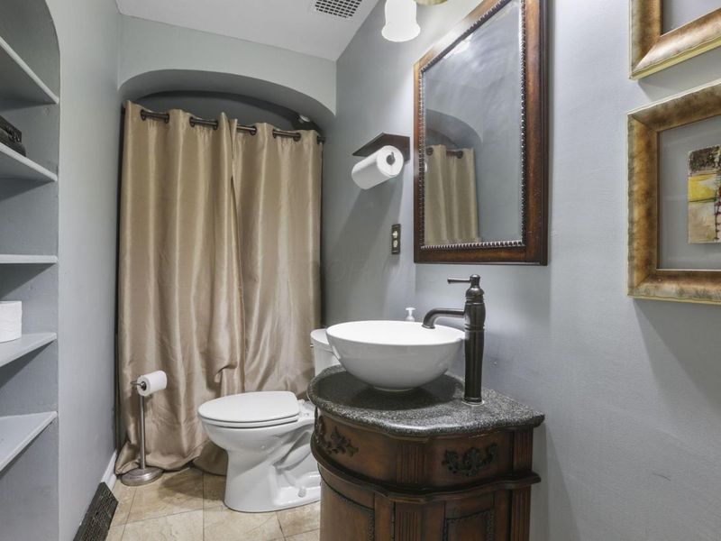 355 E Main Street, Lancaster, OH 43130 Photo 41