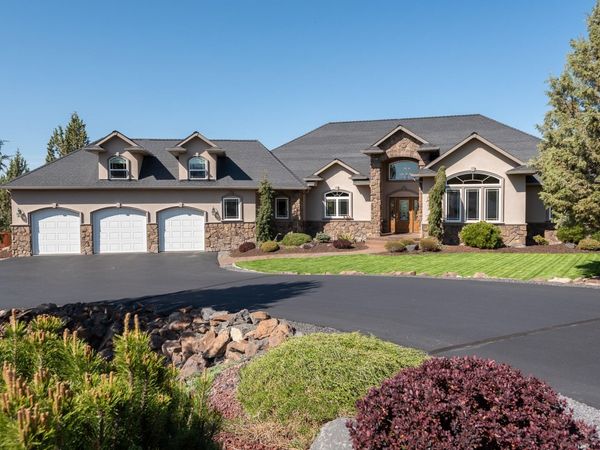 1832 SE Blue Skies Lane, Prineville, OR 97754