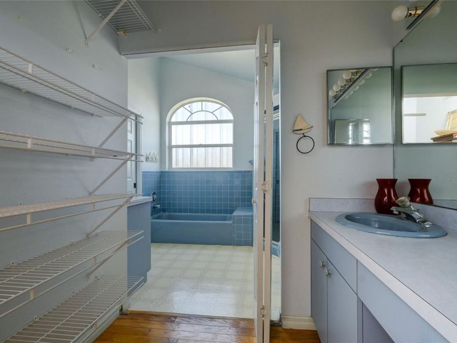 Property Image 61
