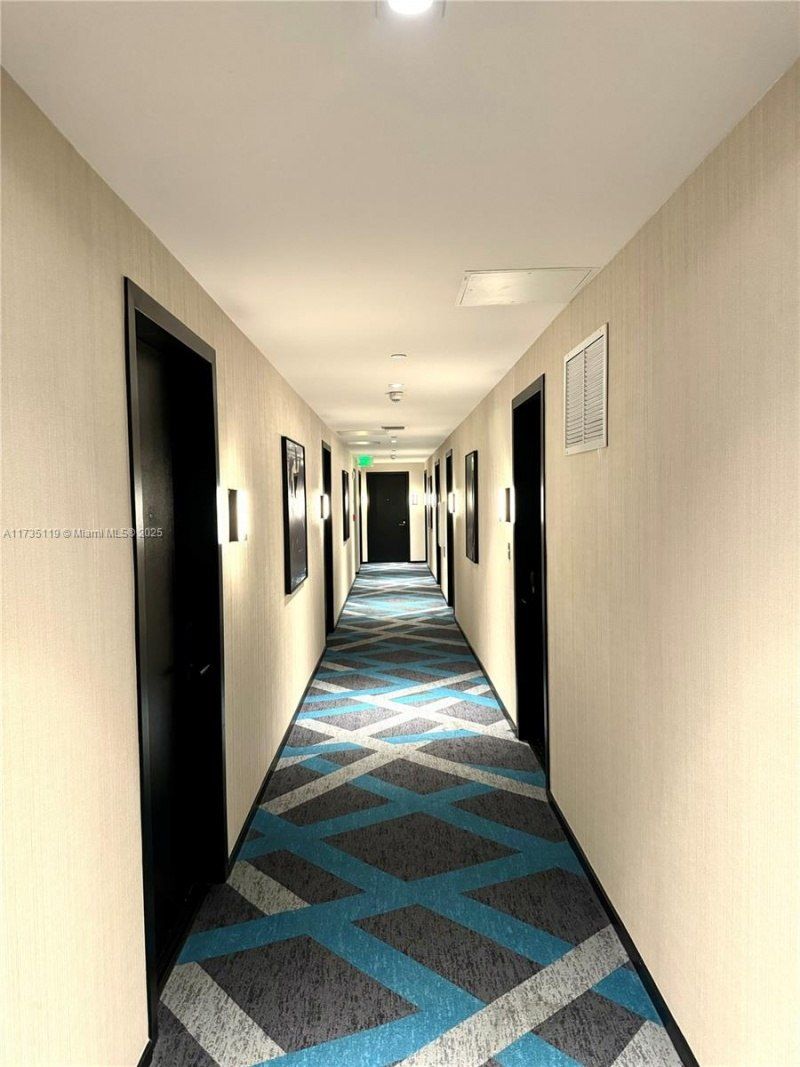 398 NE 5th St, Unit 1510, Miami, FL 33132 Photo