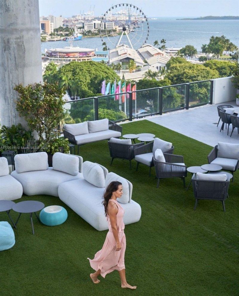 398 NE 5th St, Unit 1510, Miami, FL 33132 Photo