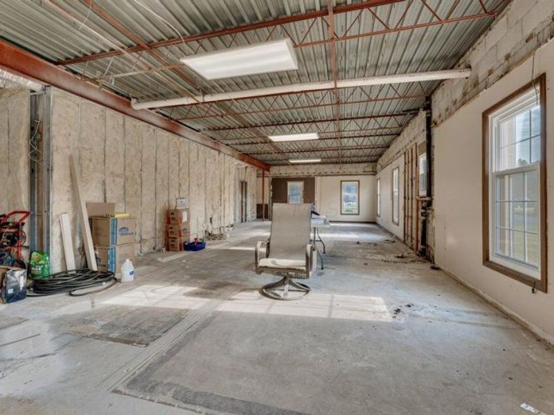 1535 Old Henderson Road, Columbus, OH 43220 Photo 5