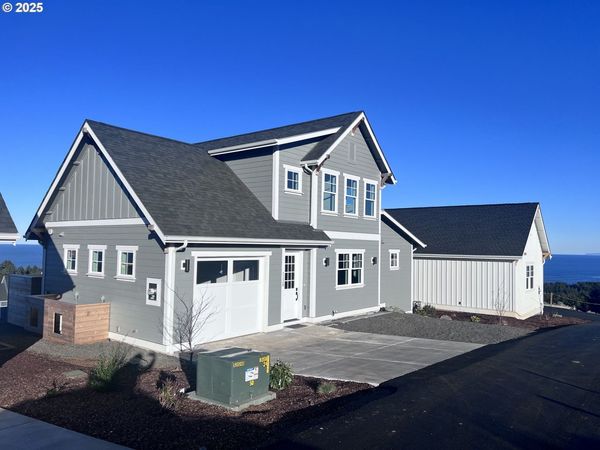 1128 NE MARMORIS AVE, Depoe Bay, OR 97341