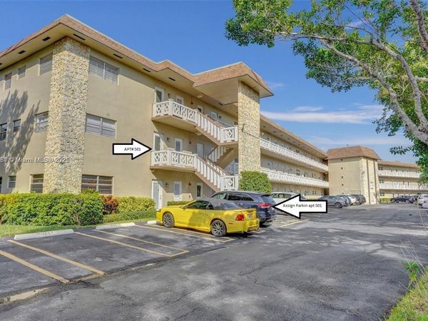 Unit 501, Lauderdale Lakes, FL 33319