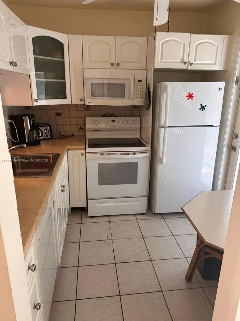 Please Call For Address, Unit 501, Lauderdale Lakes, FL 33319 Photo