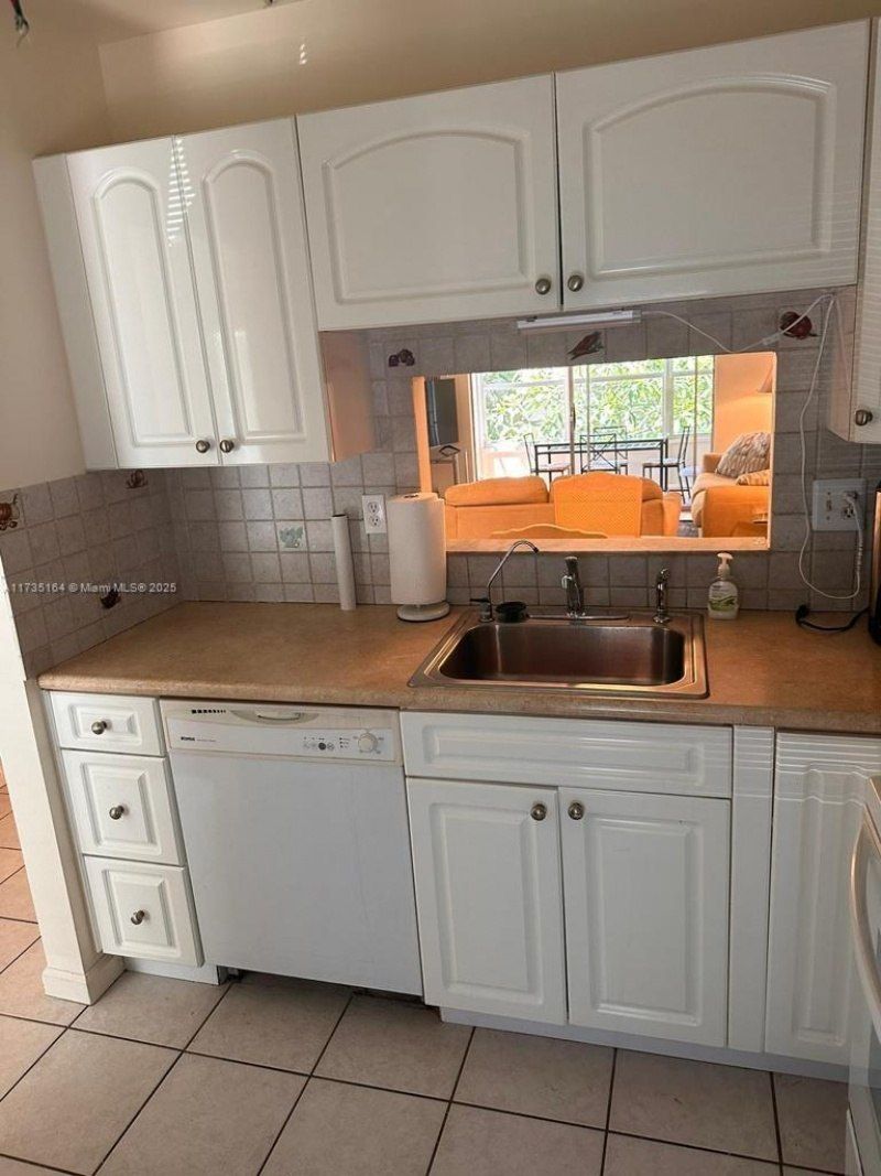 Please Call For Address, Unit 501, Lauderdale Lakes, FL 33319 Photo