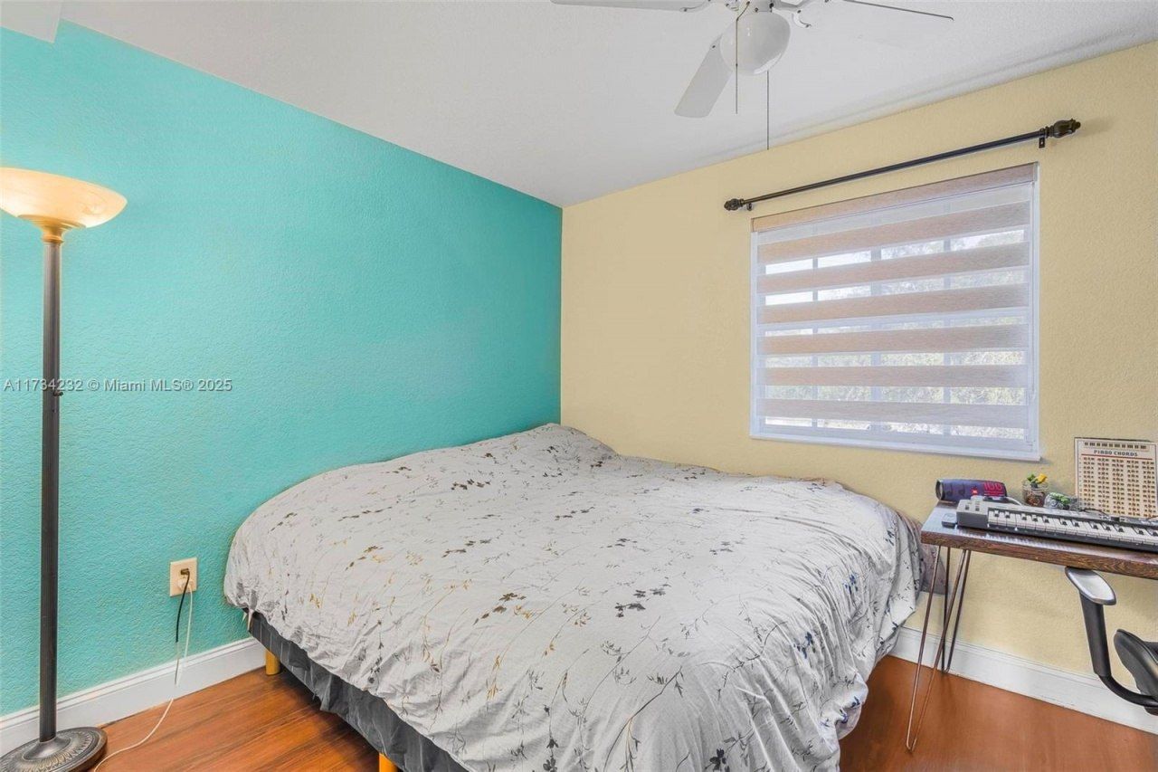 2196 NE 167th St, Unit 1-114, North Miami Beach, FL 33162 Photo