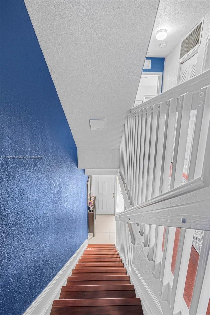 2196 NE 167th St, Unit 1-114, North Miami Beach, FL 33162 Photo