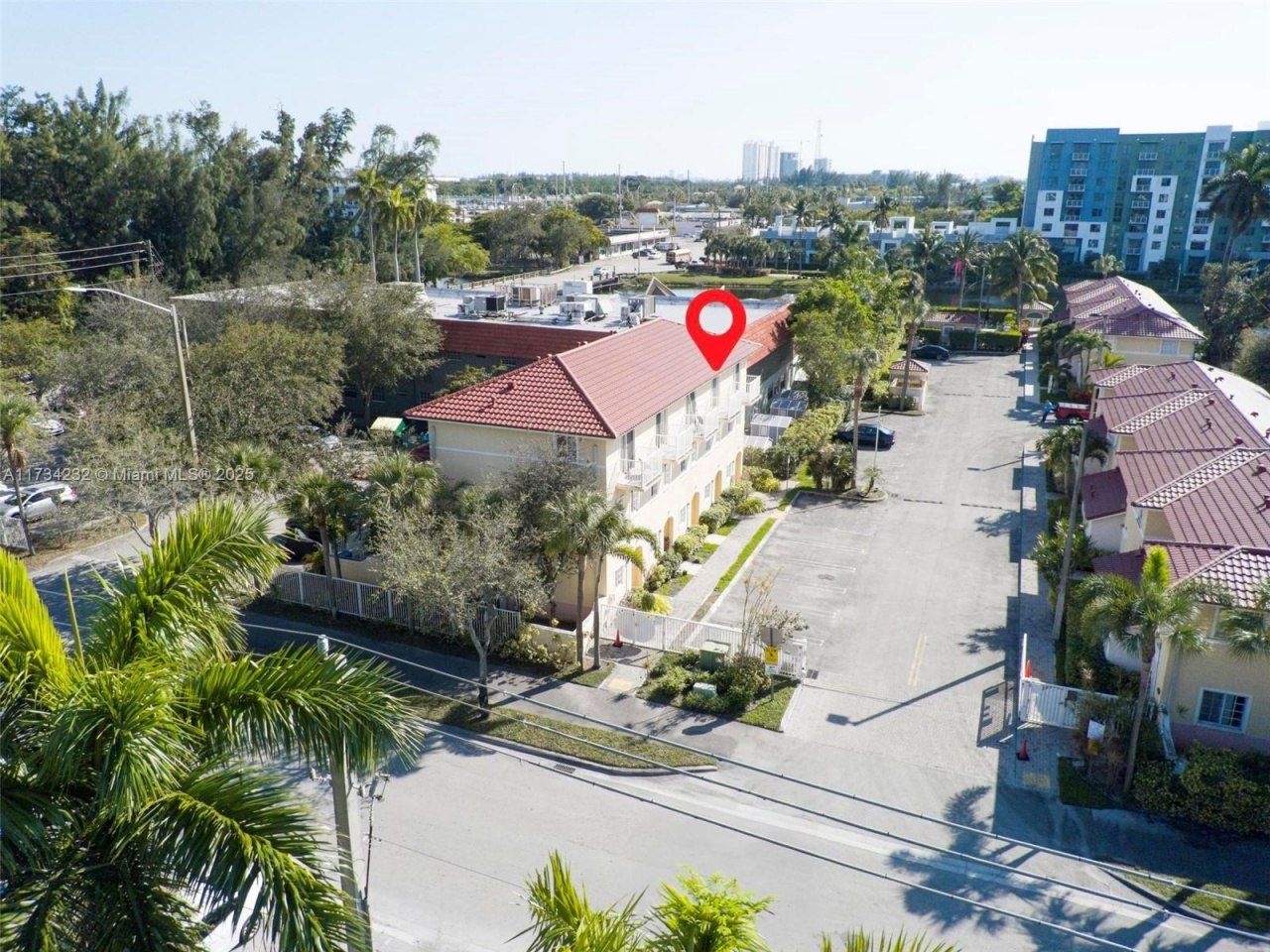 2196 NE 167th St, Unit 1-114, North Miami Beach, FL 33162 Photo