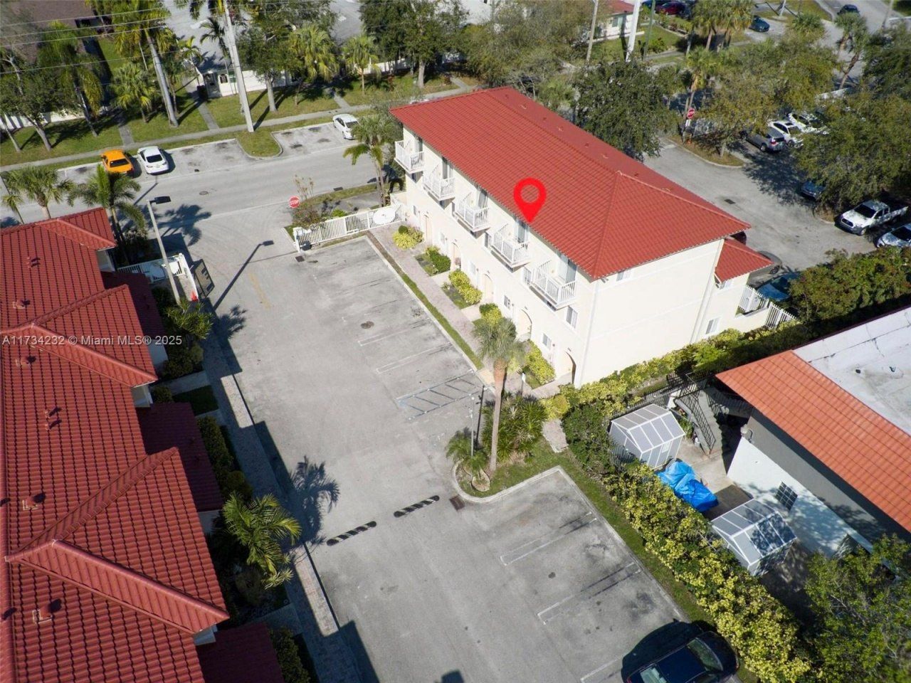2196 NE 167th St, Unit 1-114, North Miami Beach, FL 33162 Photo