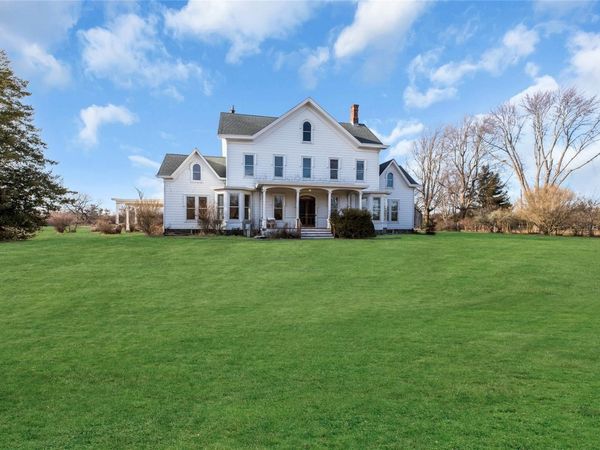 605 Halyoake Avenue, Orient, NY 11957
