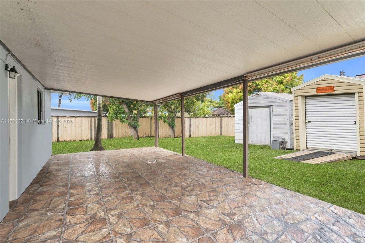 11925 SW 182nd Ter, Miami, FL 33177 Photo