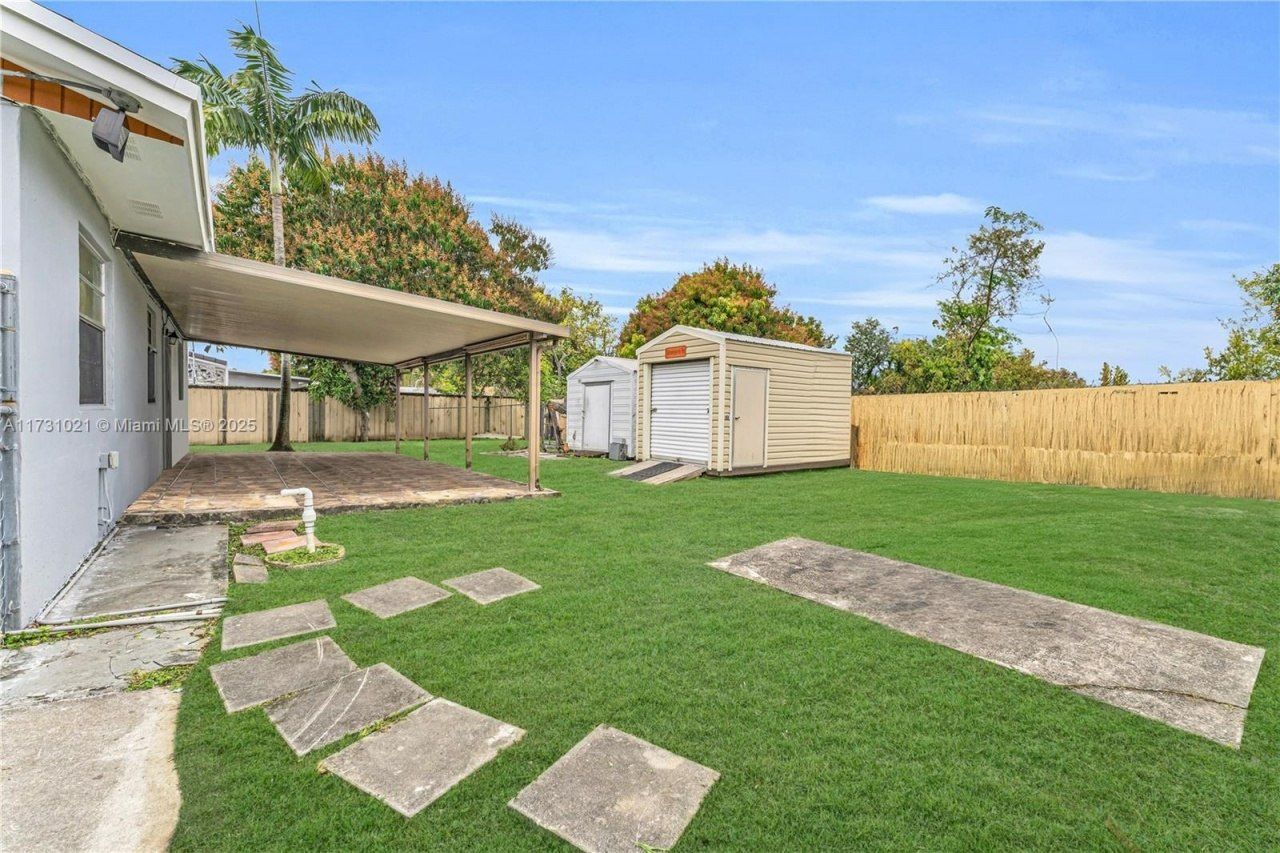 11925 SW 182nd Ter, Miami, FL 33177 Photo