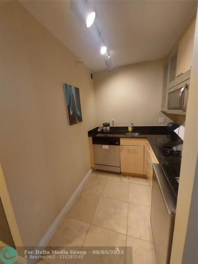 2670 E Sunrise Boulevard, Unit 301, Fort Lauderdale, FL 33304 Photo