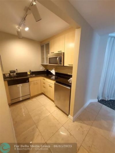 2670 E Sunrise Boulevard, Unit 301, Fort Lauderdale, FL 33304 Photo