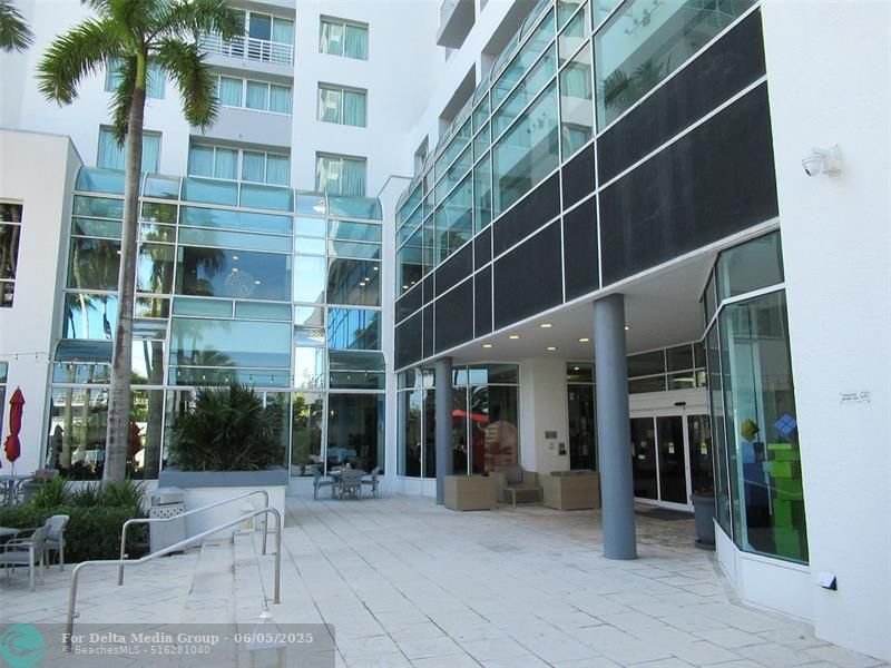 2670 E Sunrise Boulevard, Unit 301, Fort Lauderdale, FL 33304 Photo