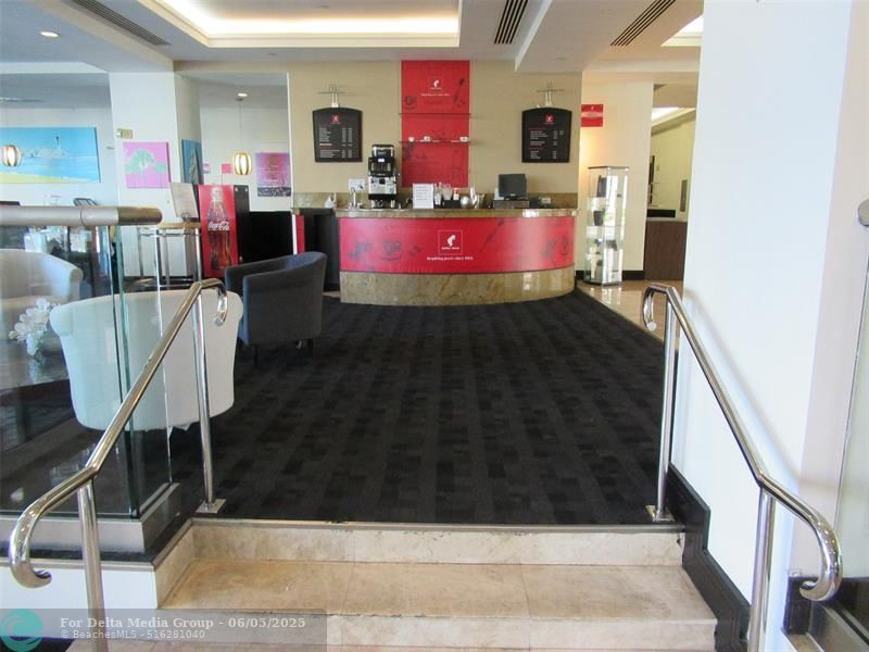 2670 E Sunrise Boulevard, Unit 301, Fort Lauderdale, FL 33304 Photo