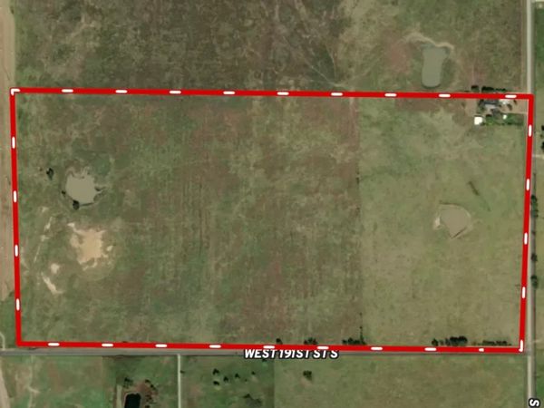 18820 S Elwood Avenue, Mounds, OK 74047