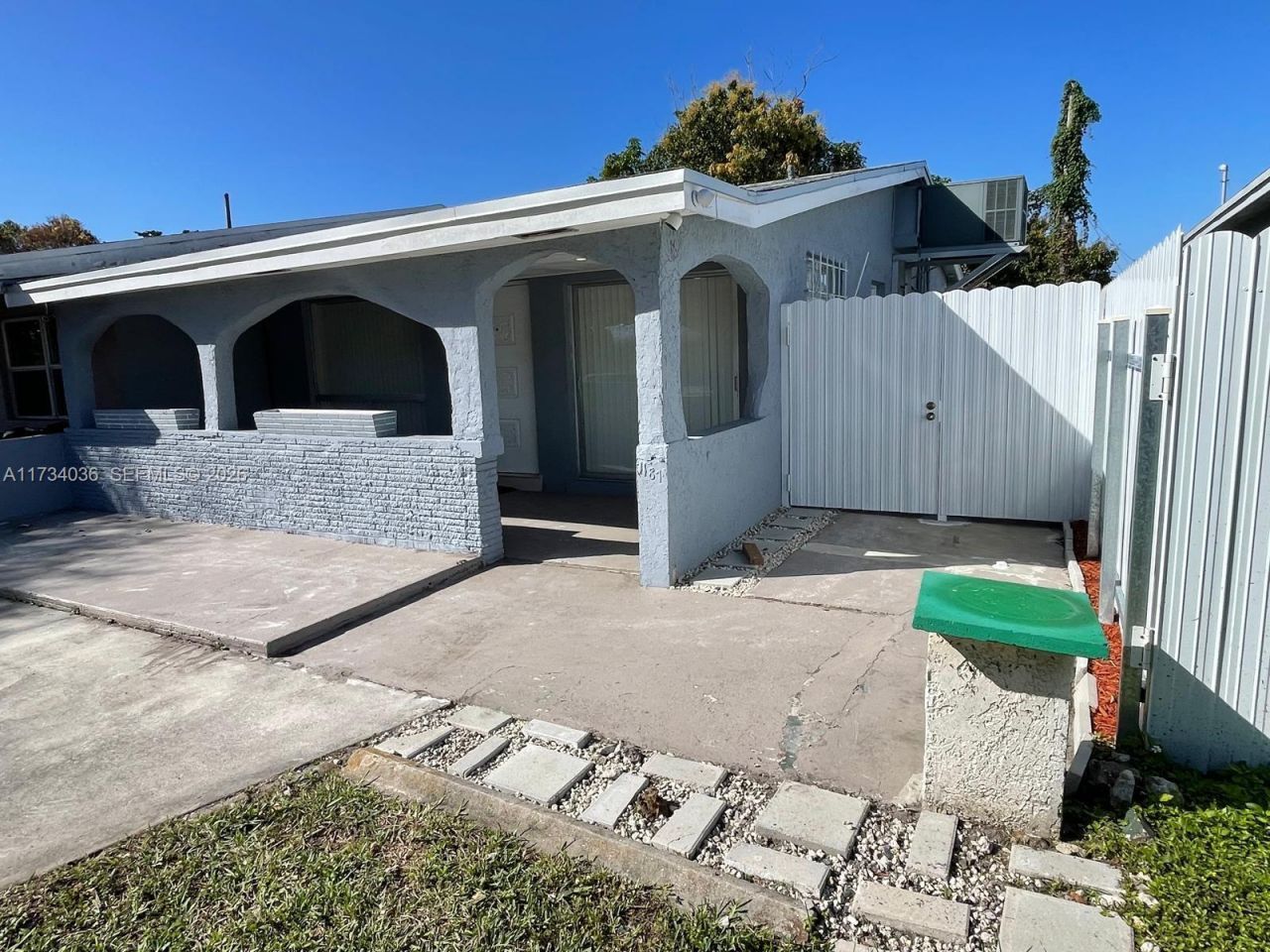 1187 NW 29th Ter, Fort Lauderdale, FL 33311 Photo