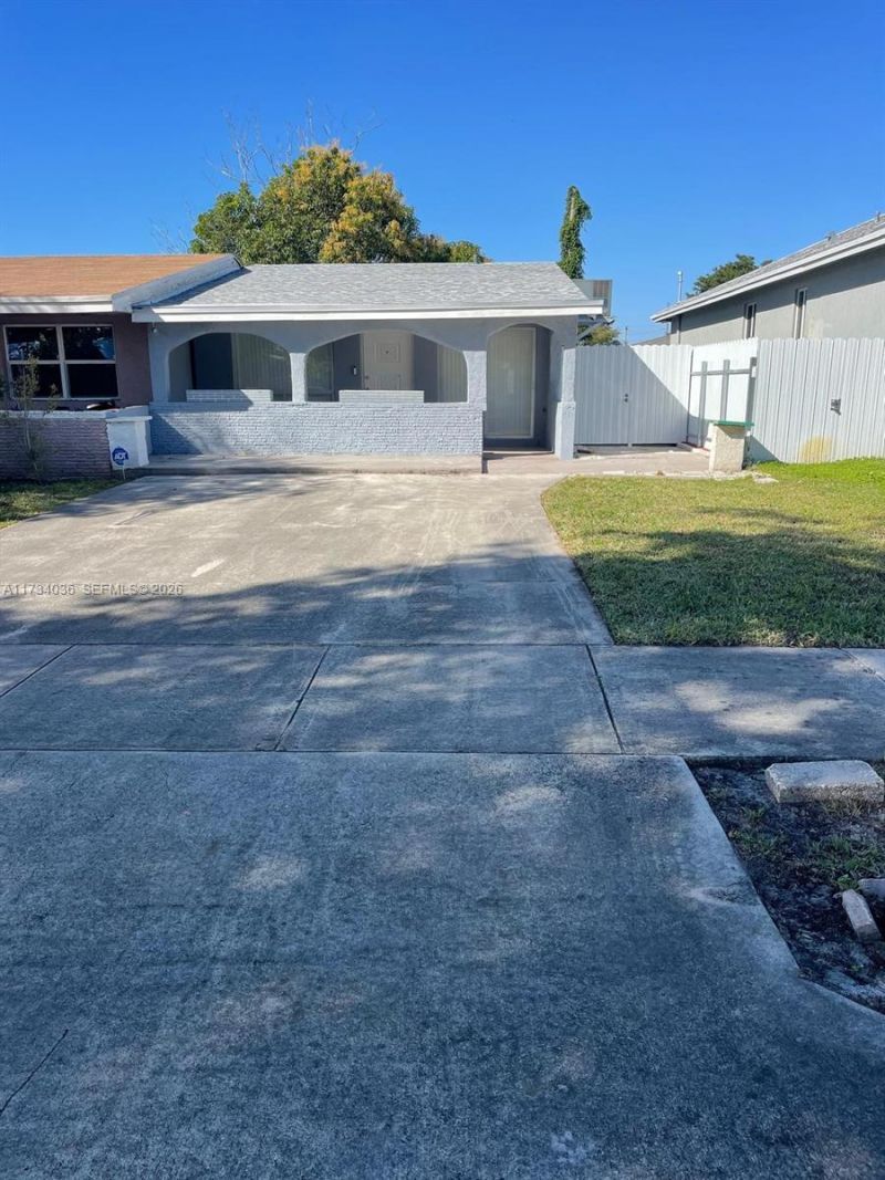 1187 NW 29th Ter, Fort Lauderdale, FL 33311 Photo