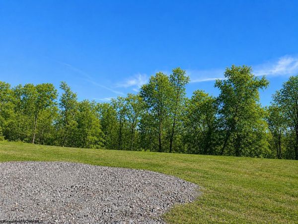 103 Mountain Lane, Morgantown, WV 26501