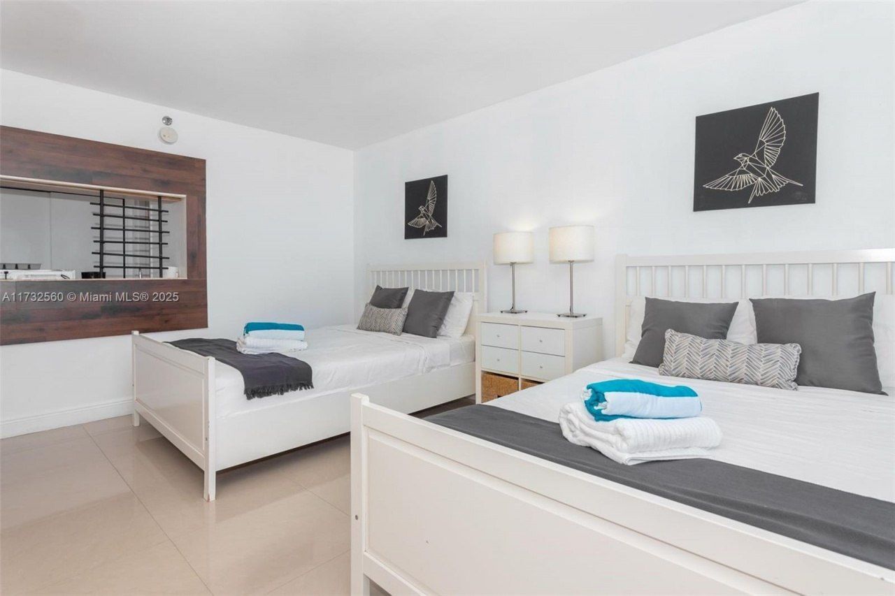 5445 Collins Ave, Unit 1623, Miami Beach, FL 33140 Photo
